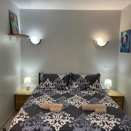 Fantastic By The Sea With Large Terrace *