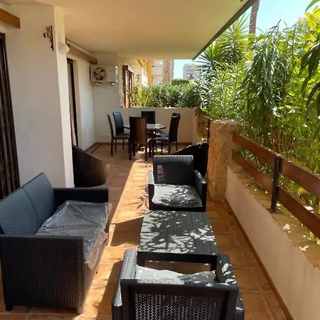 Fantastic By The Sea With Large Terrace Torrevieja